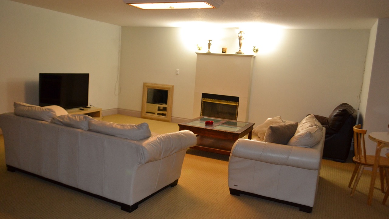 Photo of Livingroom in Surrey