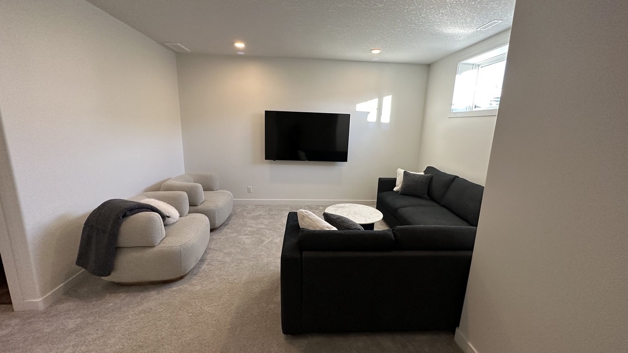 Photo of Livingroom in Red Deer