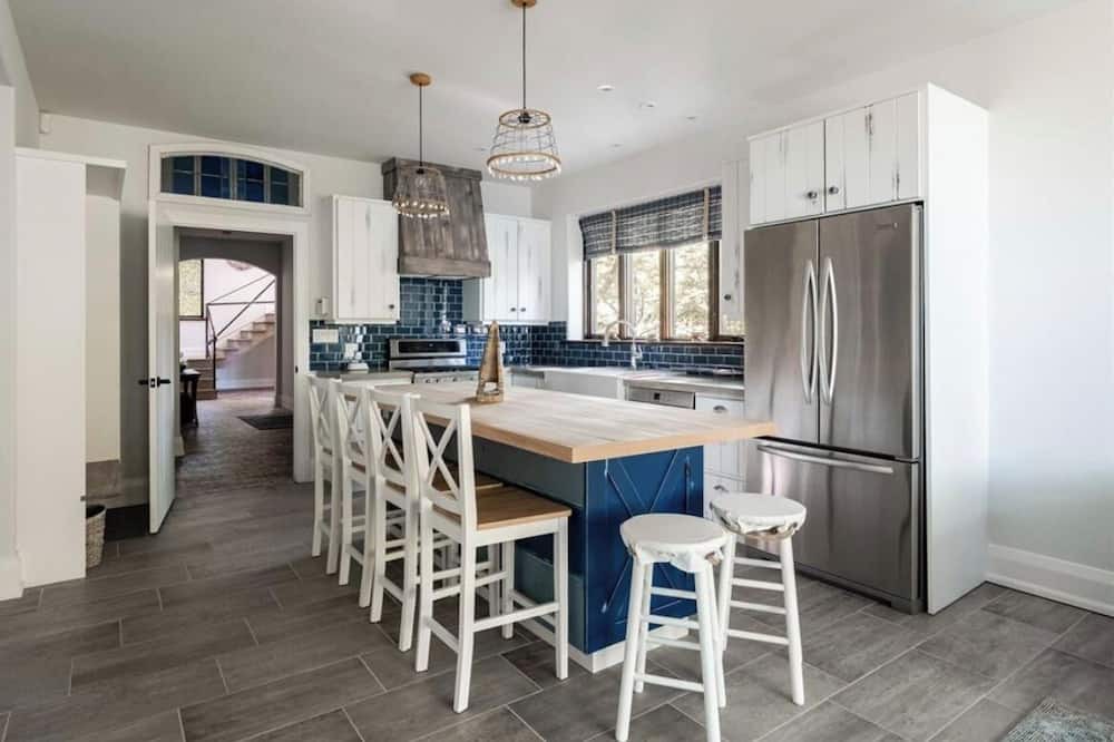 Photo of Kitchen in Wainfleet