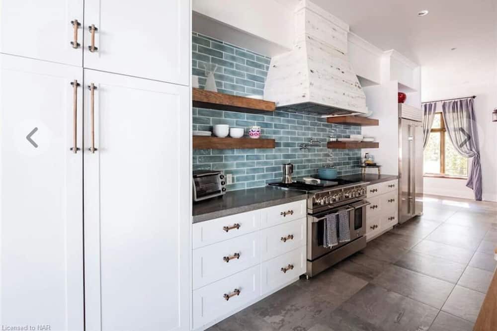 Photo of Kitchen in Wainfleet