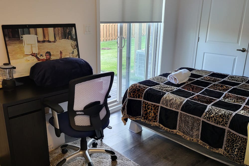 Photo of Bedroom in Beamsville