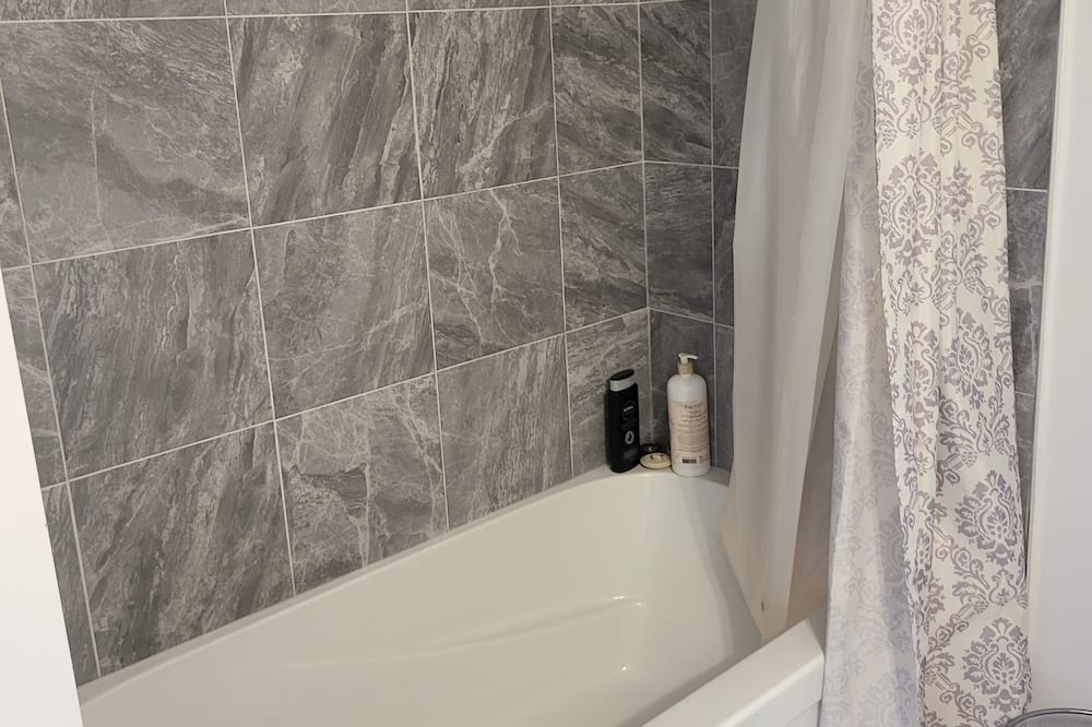 Photo of Bathroom in Beamsville