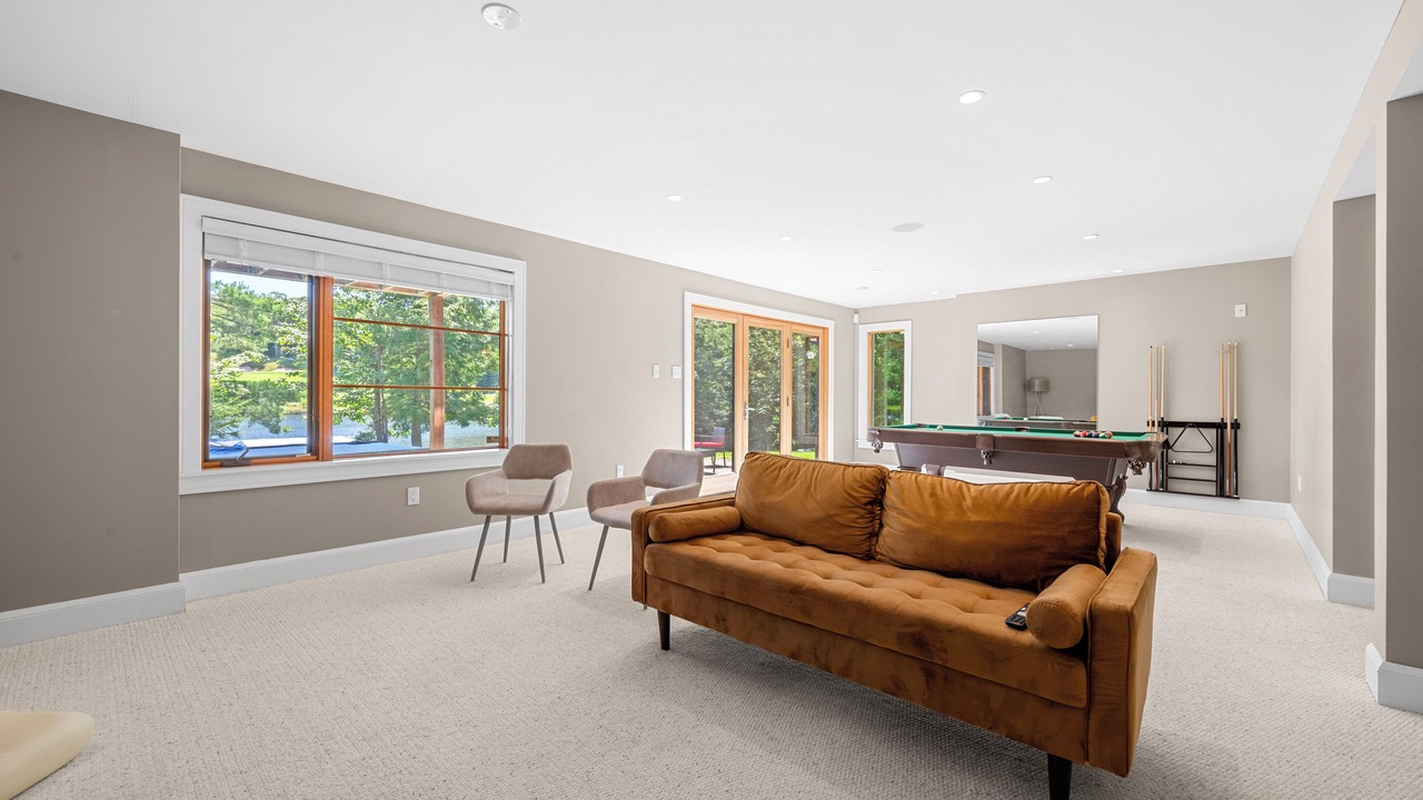 Photo of Livingroom in Hammonds Plains