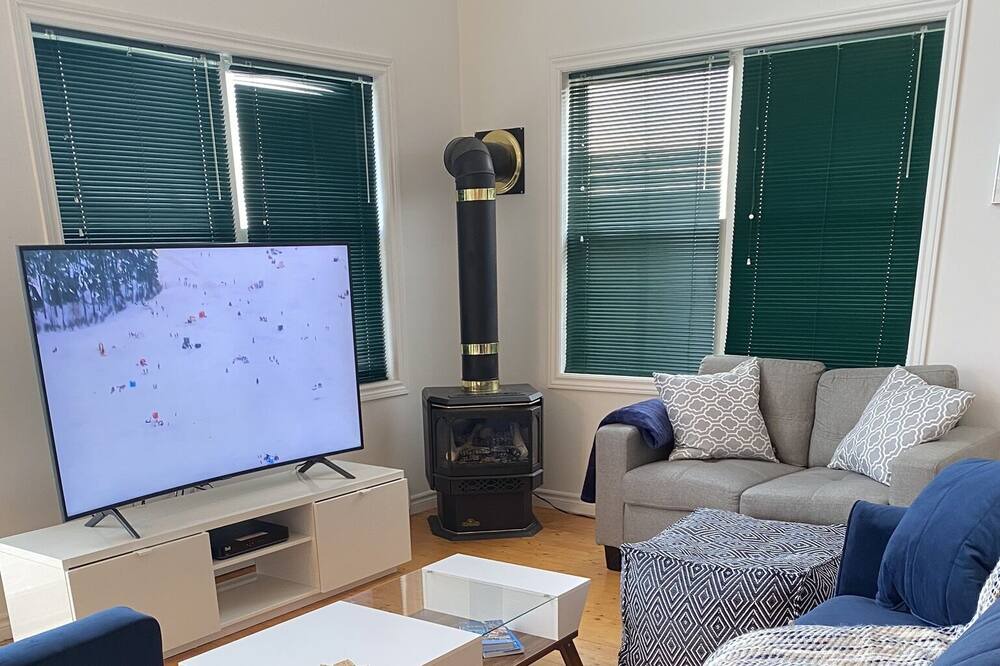 Photo of Livingroom in Cymbria