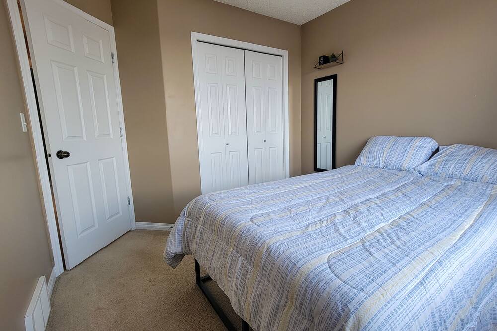 Photo of Bedroom in Leduc
