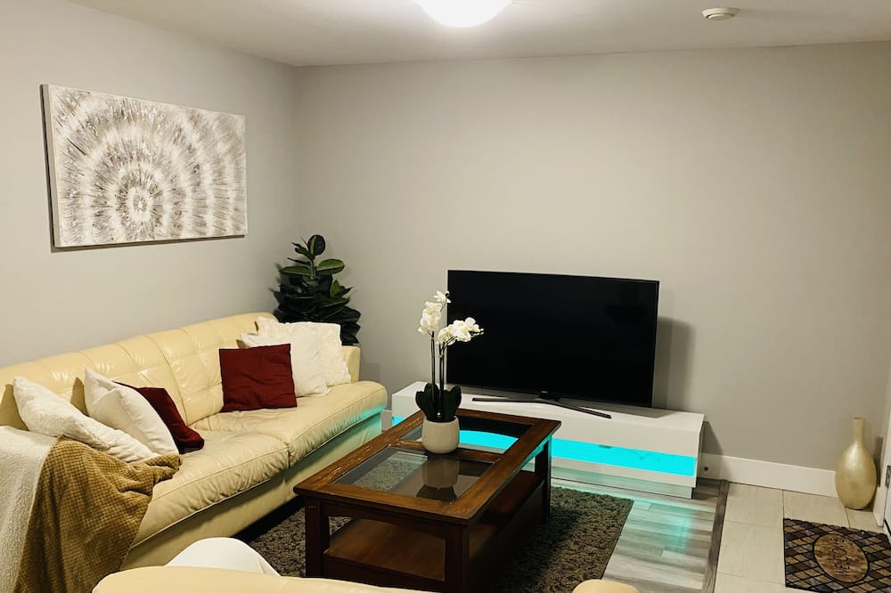 Photo of Livingroom in Lower Sackville