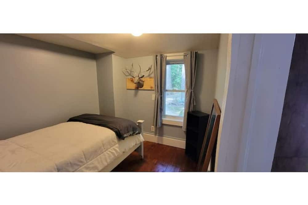 Photo of Bedroom in Jordan
