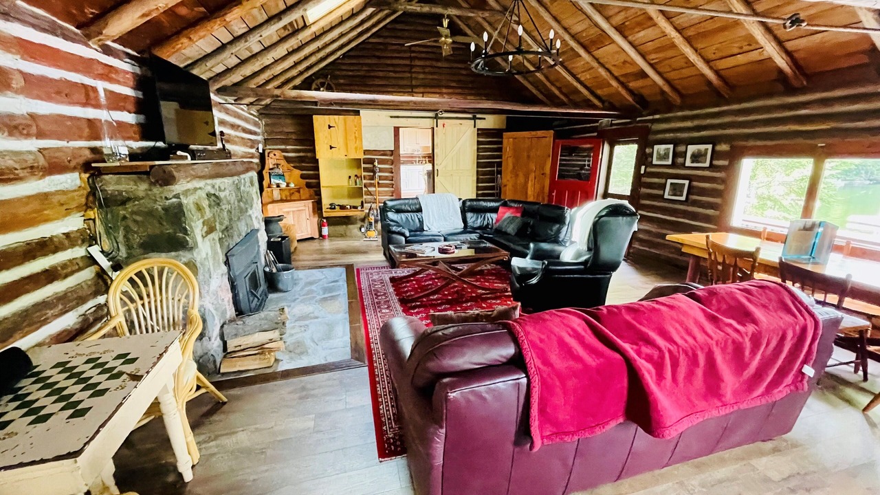 Photo of Livingroom in Highlands East