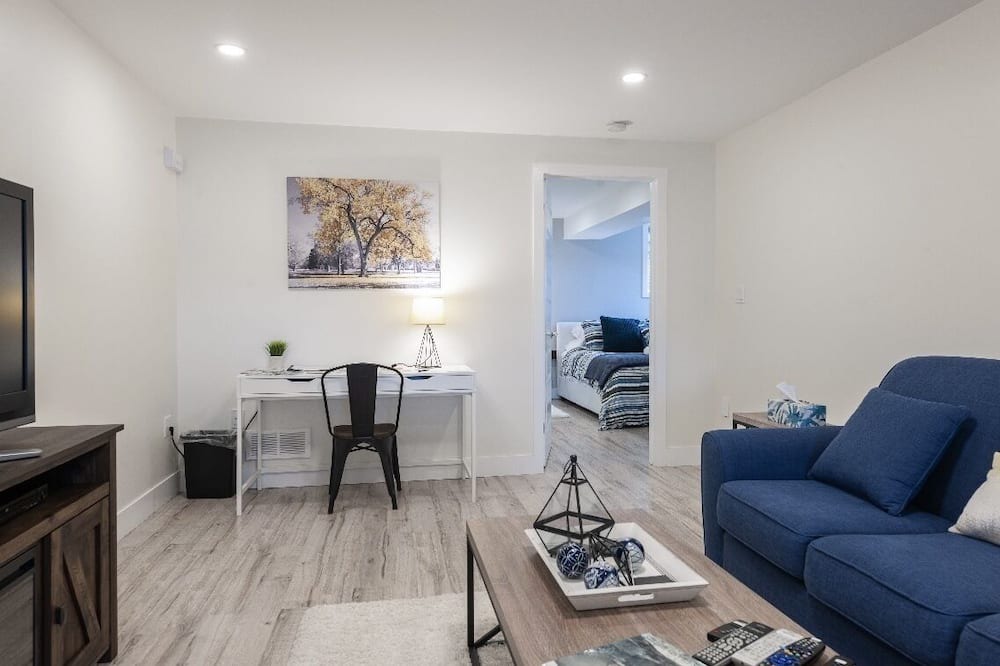 Photo of Livingroom in Perth South