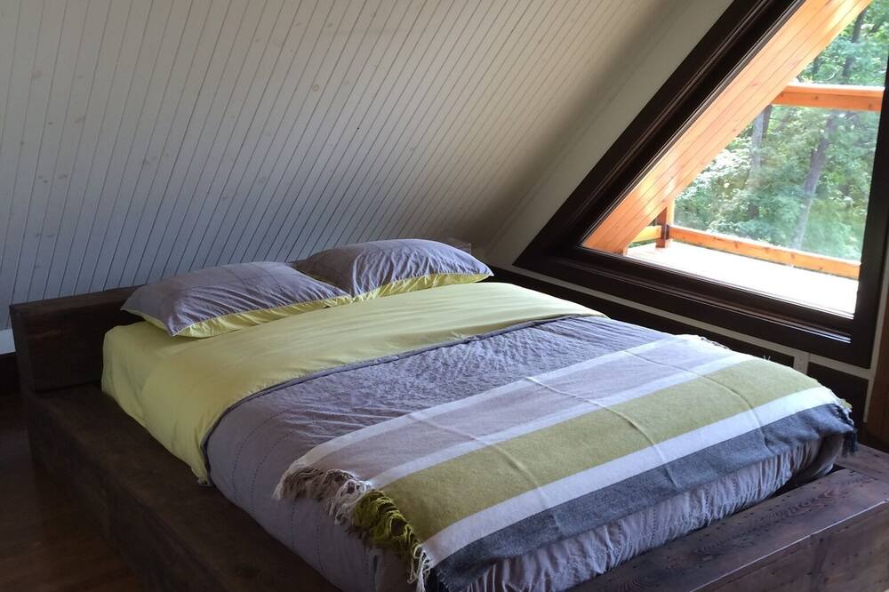 Photo of Bedroom in Saint-Hippolyte