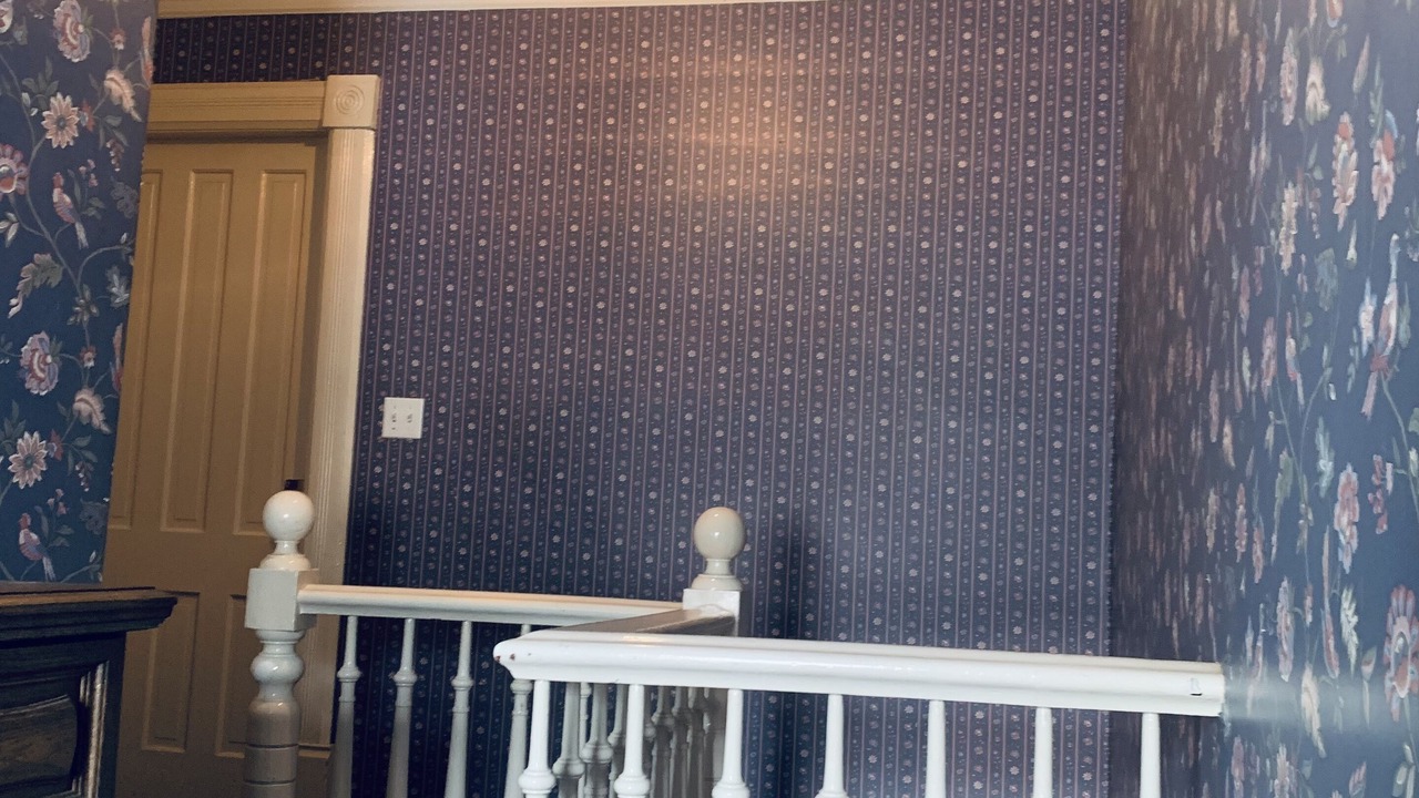 Photo of Livingroom in New Westminster