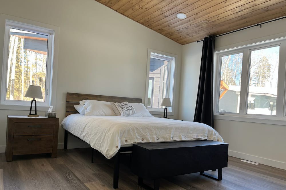 Photo of Bedroom in Wasagaming