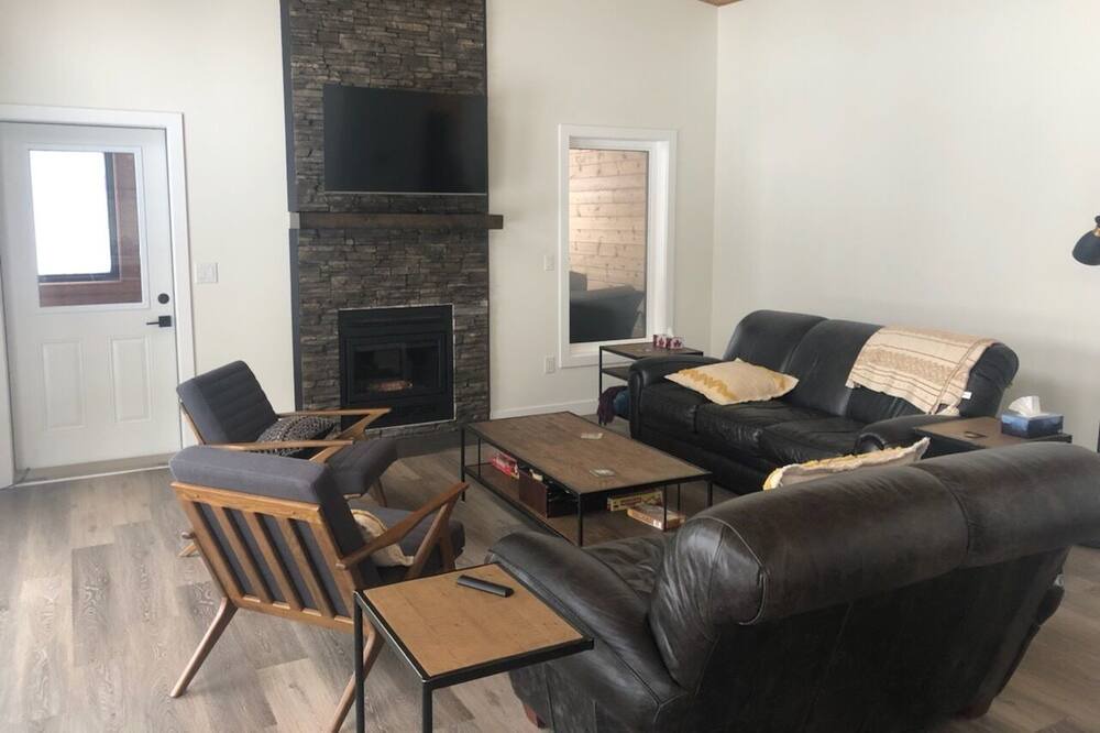 Photo of Livingroom in Wasagaming