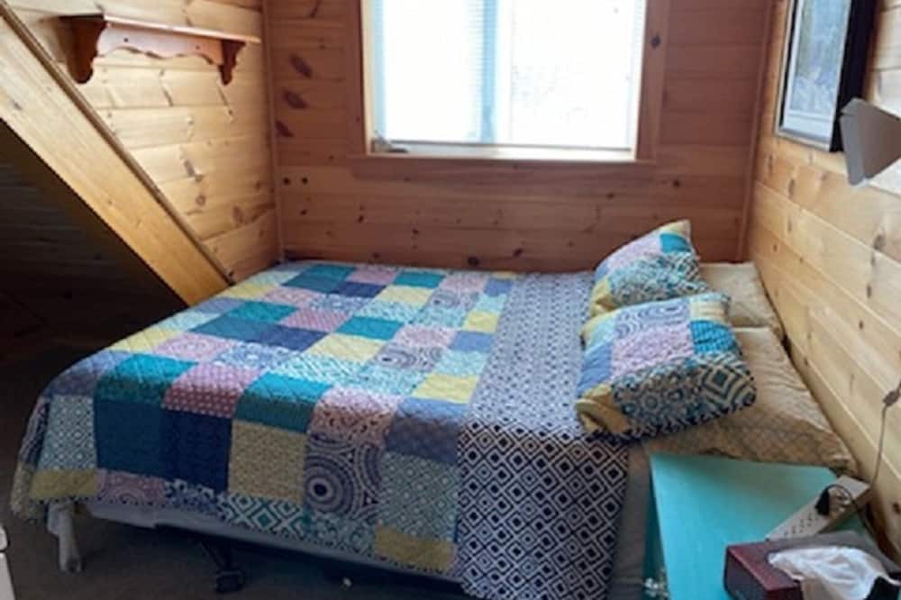 Photo of Bedroom in Grand Beach