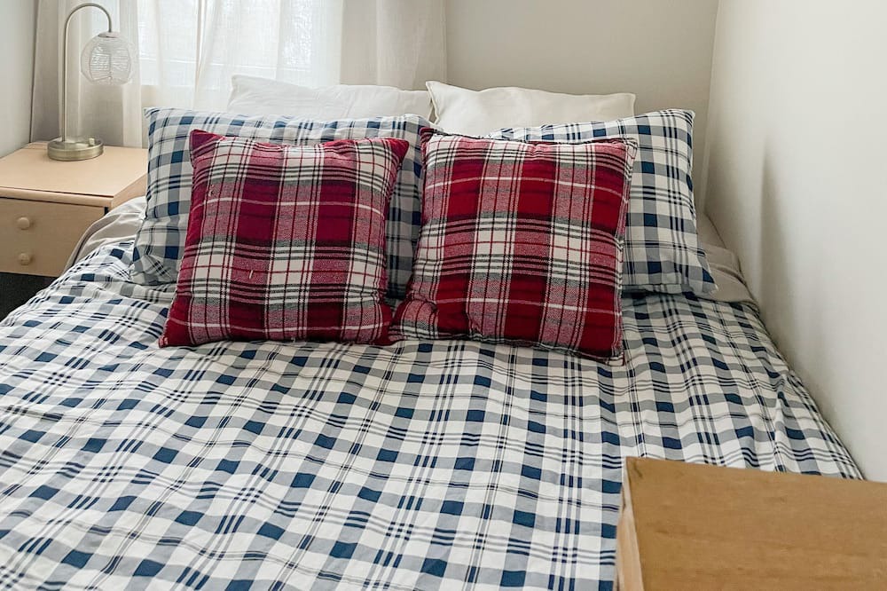 Photo of Bedroom in Saint-Aime-du-Lac-des-Iles