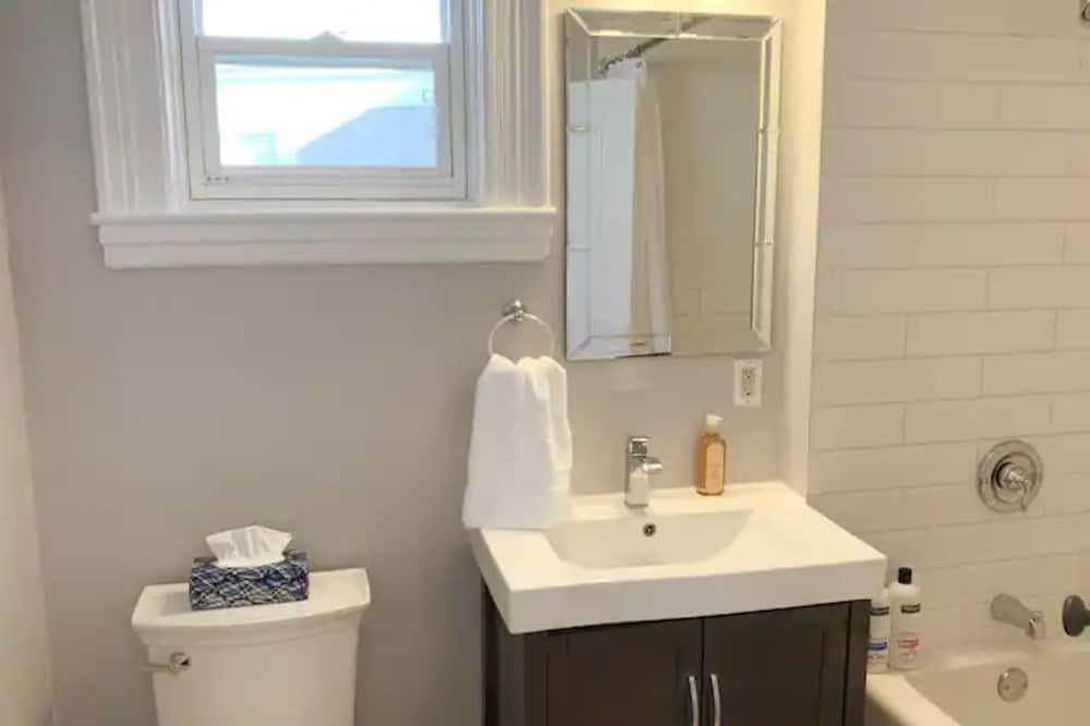 Photo of Bathroom in North End