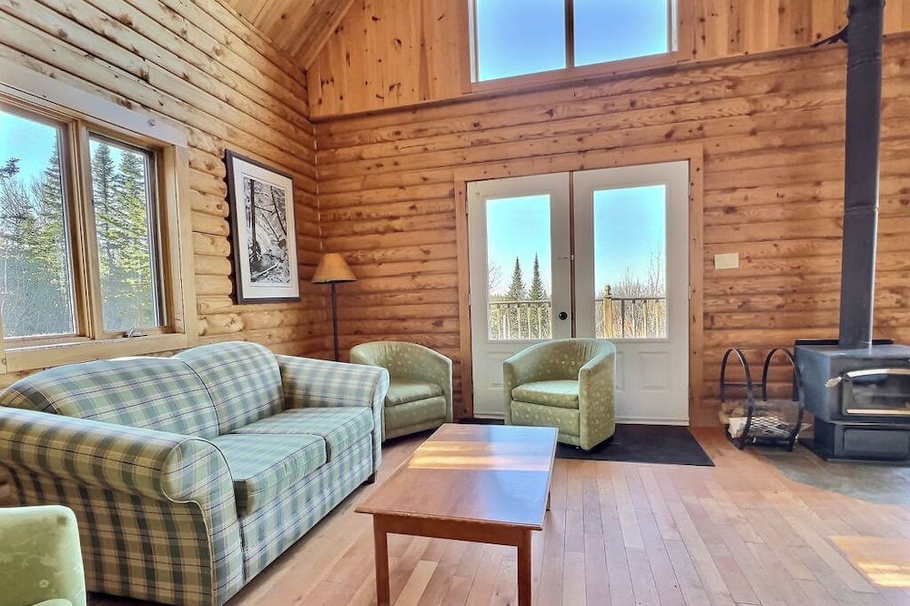 Photo of Livingroom in Saint-Paul-de-Montminy