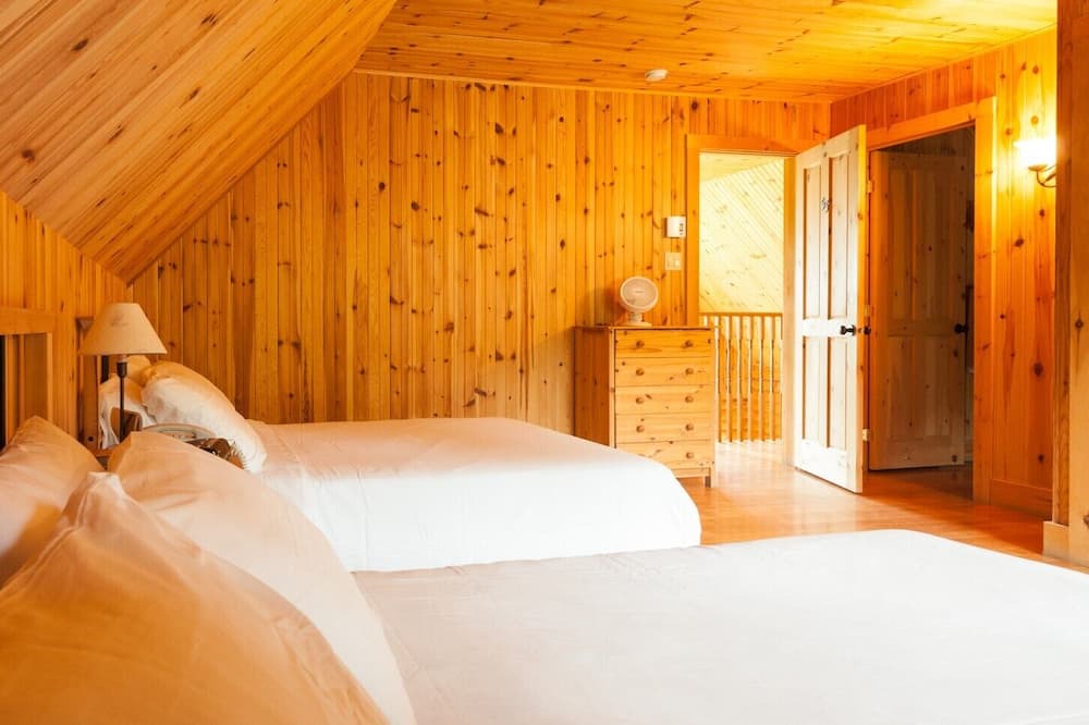 Photo of Bedroom in Saint-Paul-de-Montminy