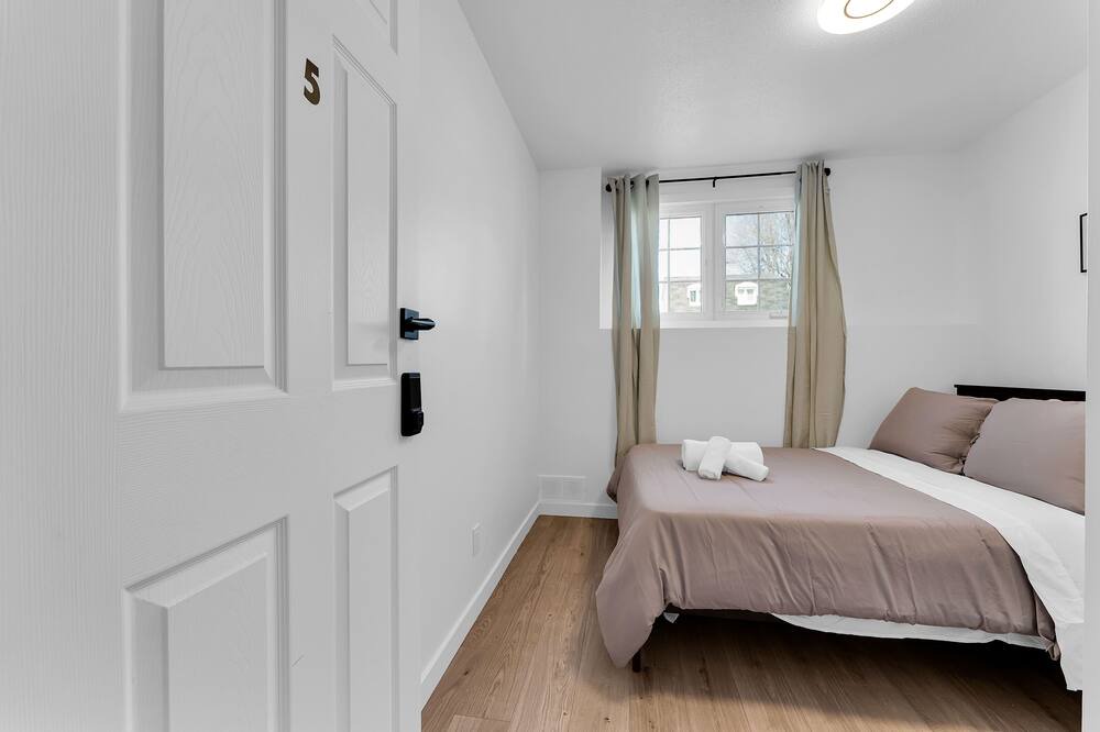Photo of Bedroom in Downtown Gatineau