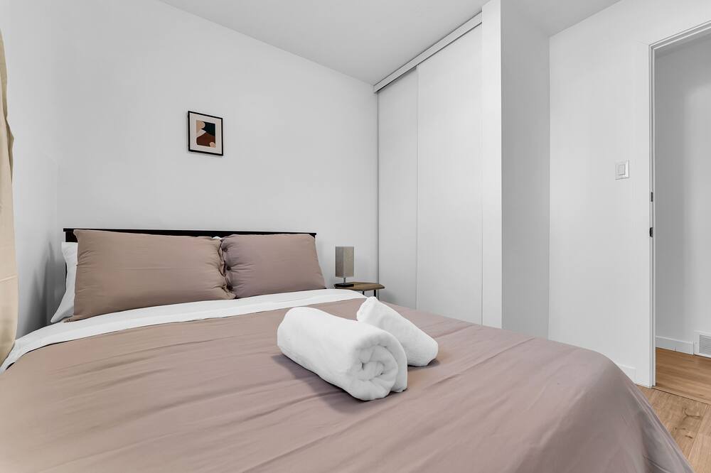 Photo of Bedroom in Downtown Gatineau