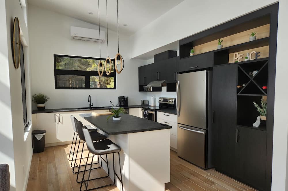 Photo of Kitchen in Weedon