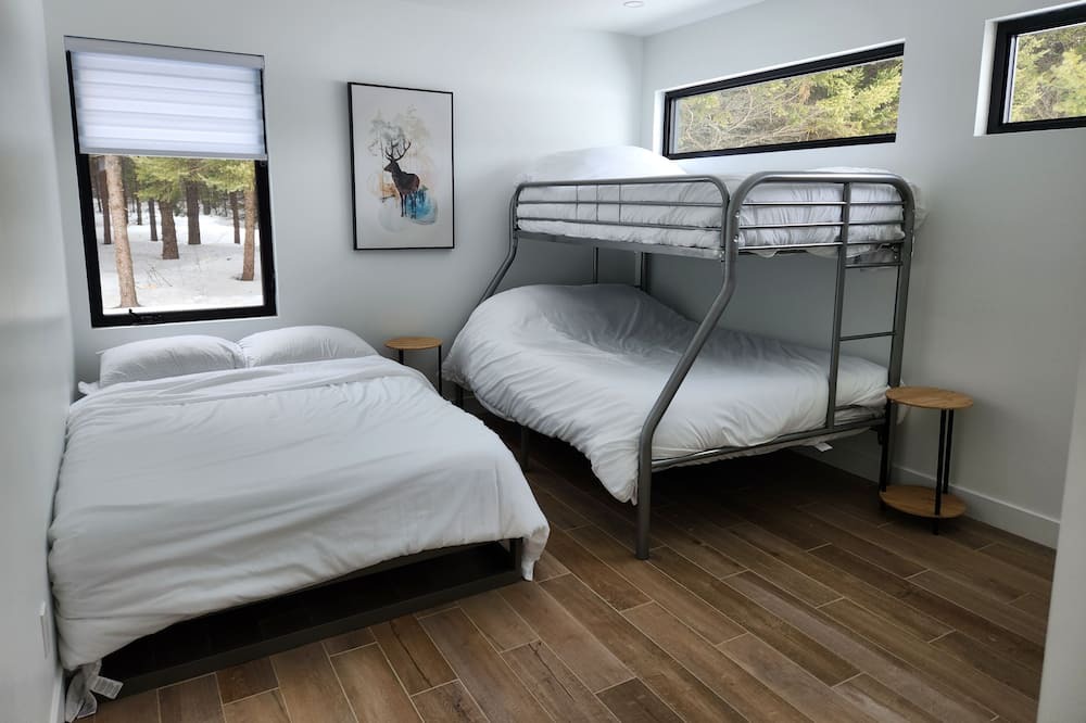 Photo of Bedroom in Weedon