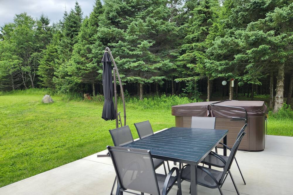 Photo of Outdoor in Weedon