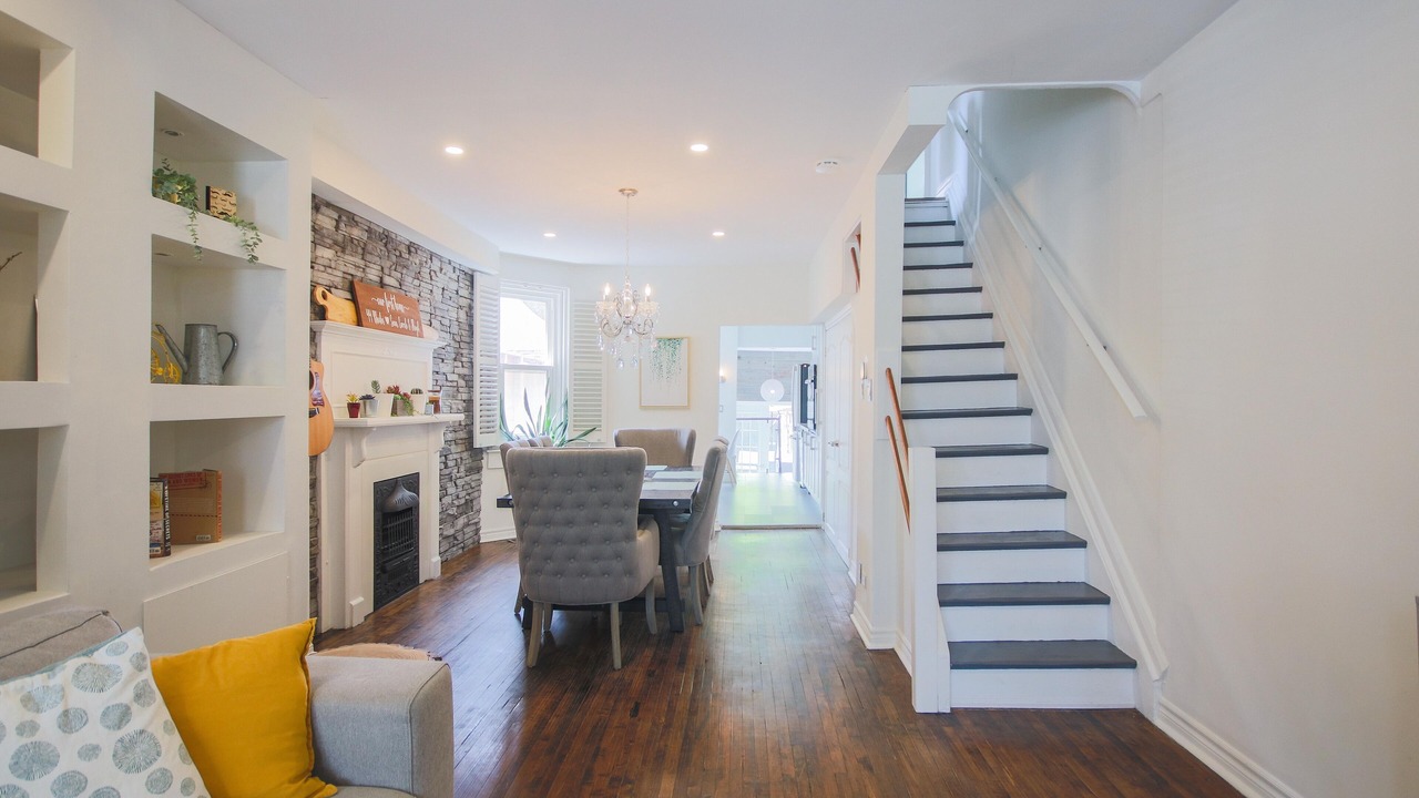 Photo of Bedroom in Greenwood - Coxwell