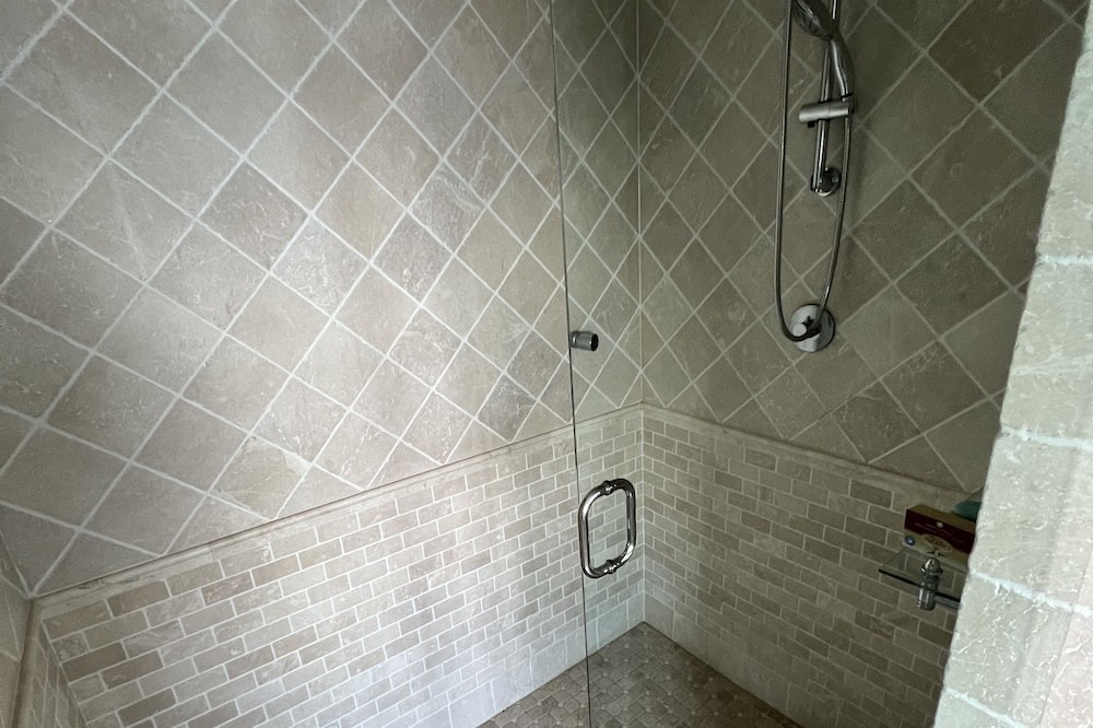 Photo of Bathroom in West Vancouver