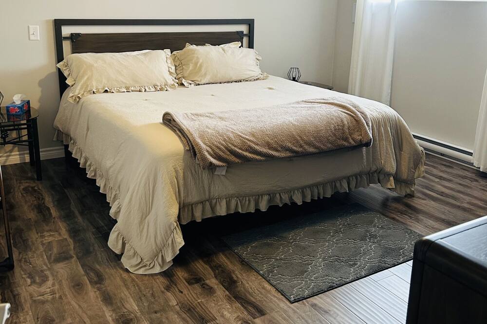 Photo of Bedroom in Economy