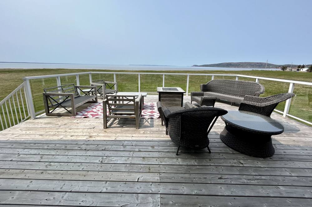 Photo of Outdoor in Economy