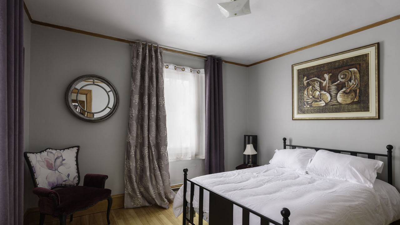 Photo of Bedroom in Scotstown