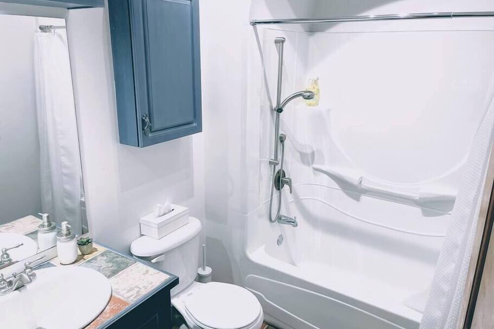 Photo of Bathroom in Sainte-Ann-des-Lacs