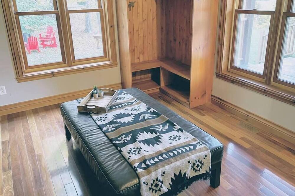 Photo of Bedroom in Sainte-Ann-des-Lacs