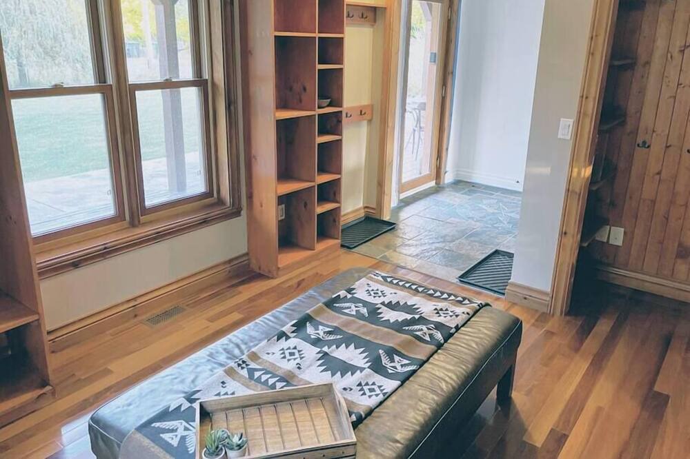 Photo of Bedroom in Sainte-Ann-des-Lacs