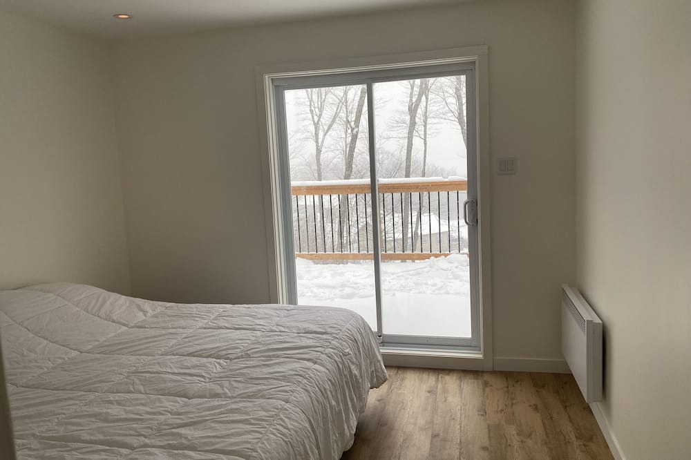 Photo of Bedroom in Mont-Laurier