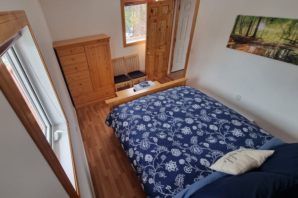 Photo of Bedroom in Atlin
