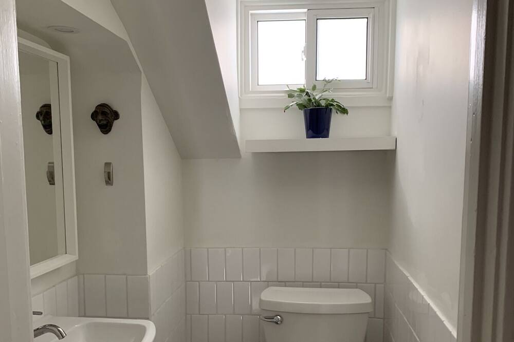 Photo of Bathroom in Owen Sound