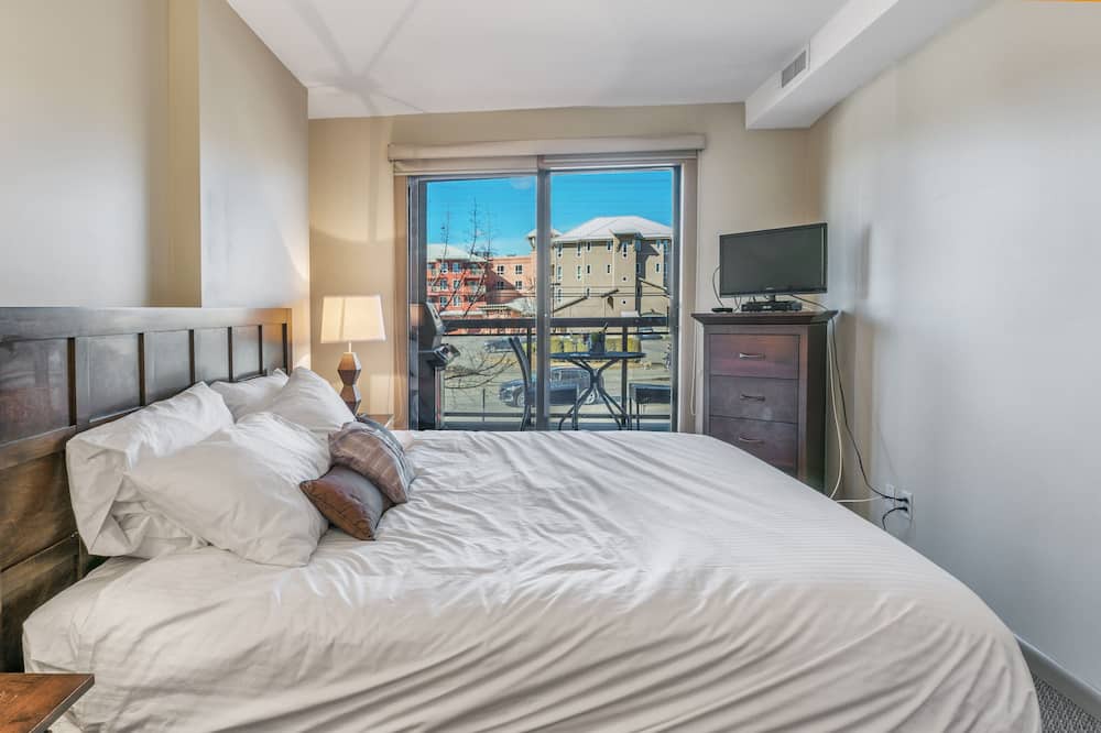 Photo of Bedroom in South Pandosy