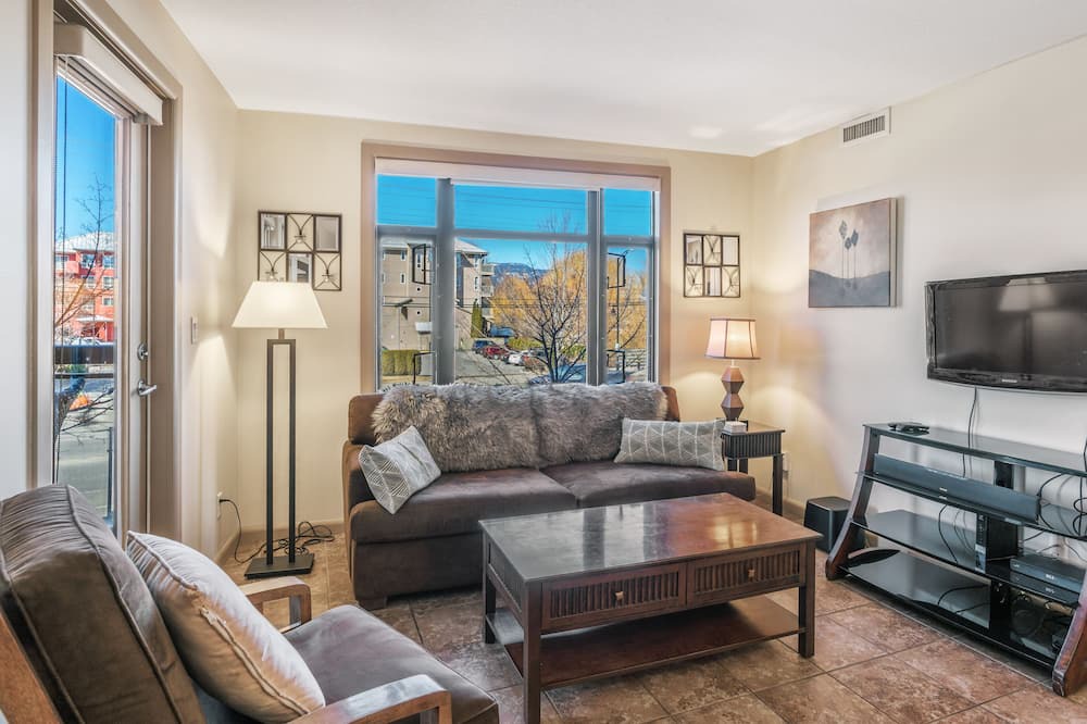 Photo of Livingroom in South Pandosy