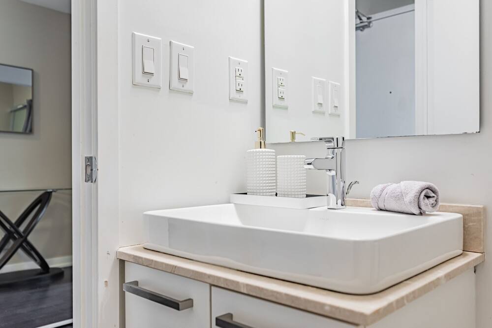Photo of Bathroom in Quidi Vidi