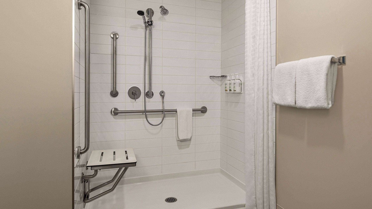 Photo of Bathroom in Boisbriand