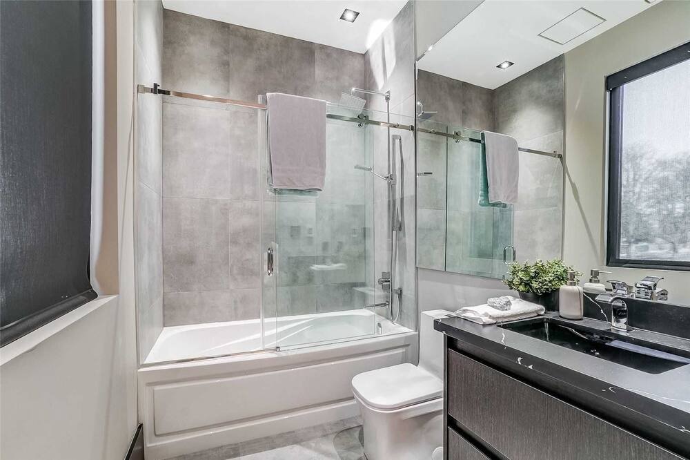 Photo of Bathroom in Etobicoke