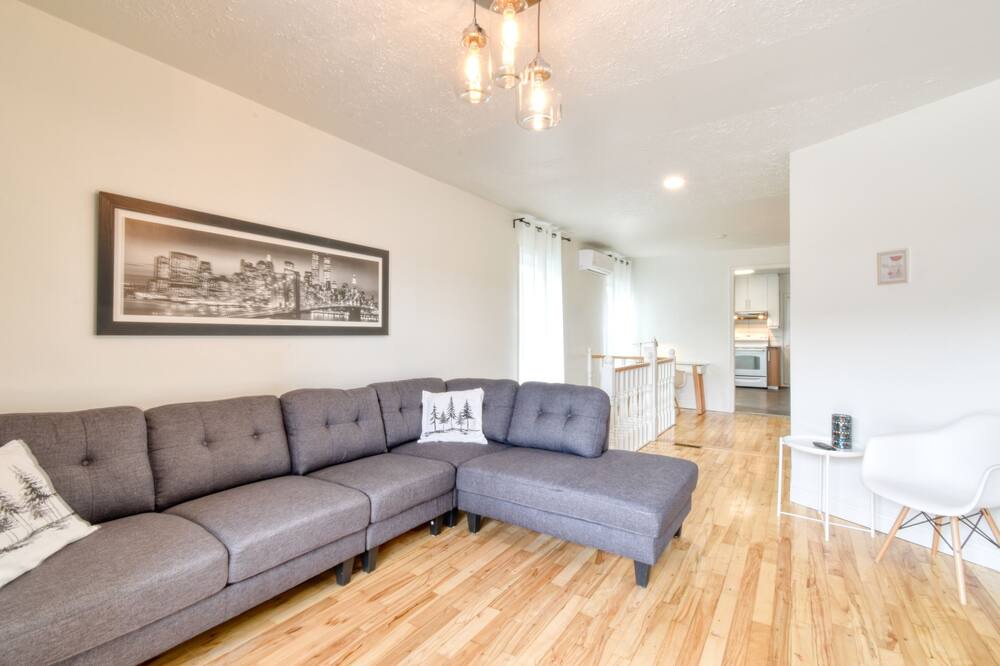 Photo of Livingroom in Duberger-Les Saules
