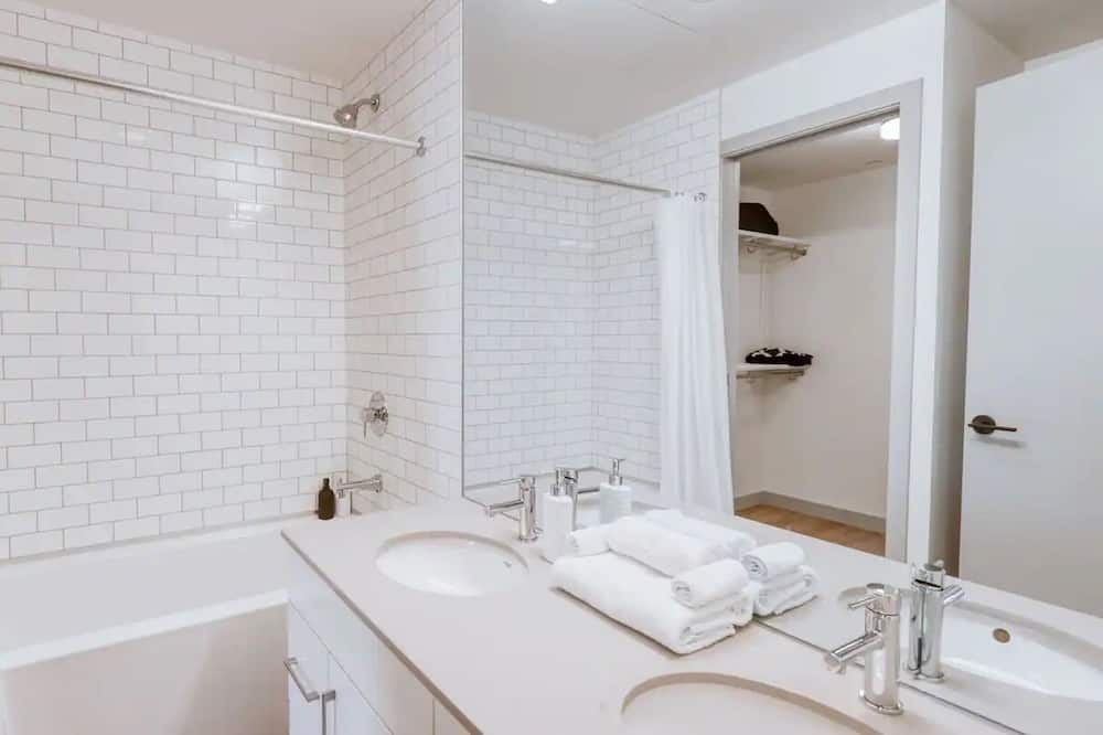 Photo of Bathroom in Whyte ave