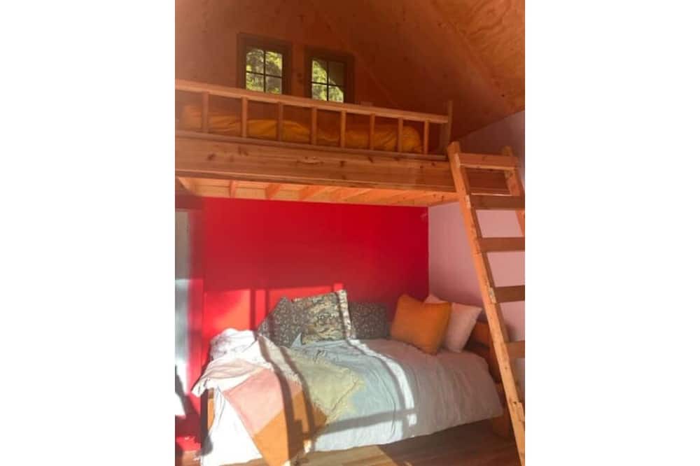 Photo of Bedroom in Pender Island