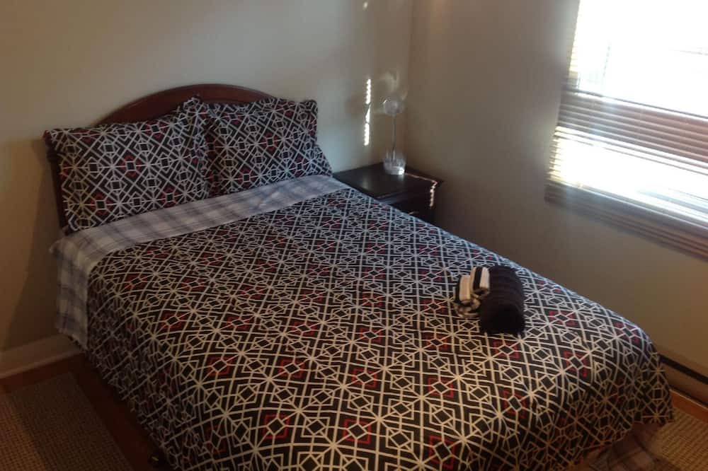 Photo of Bedroom in LaSalle