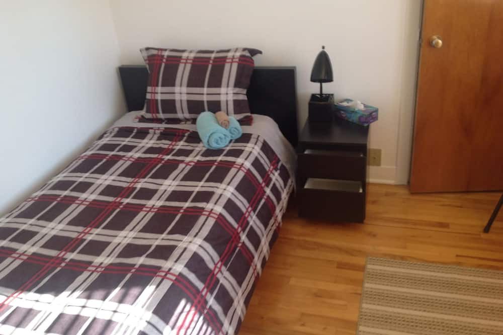 Photo of Bedroom in LaSalle