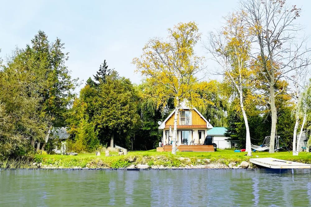 Photo of Outdoor in Colborne