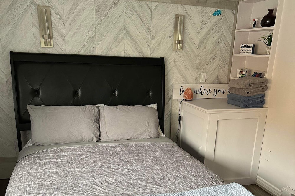 Photo of Bedroom in Quidi Vidi